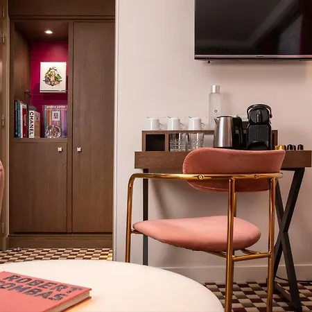 فيلياس 4* باريس