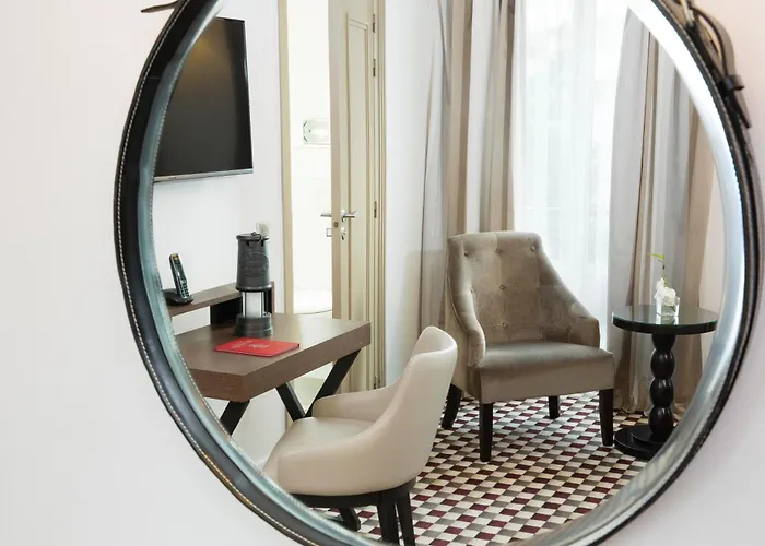 Phileas Lazare & - Opera 4* 파리