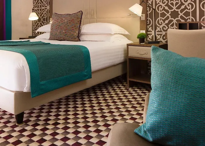 Phileas Lazare & - Opera 4* 파리