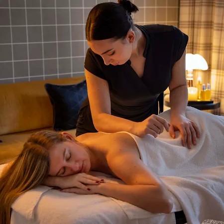 Phileas Lazare & - Opera Otel 4*